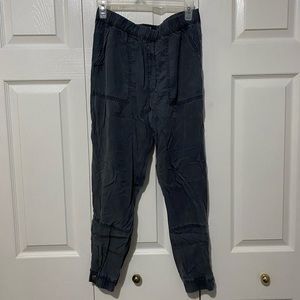 American Eagle jogger pants! Size small